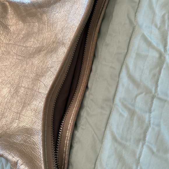 COACH METALLIC GOLD SHIMMER LEATHER BUCKET BAG, Gold Shimmer Coach Purse - Picture 13 of 14